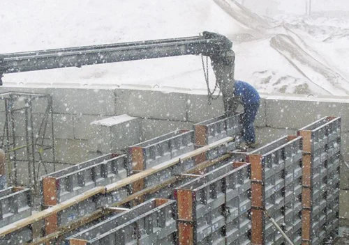 ضدیخ بتن چیست و 3 راهکار جلوگیری از یخ زدن بتن